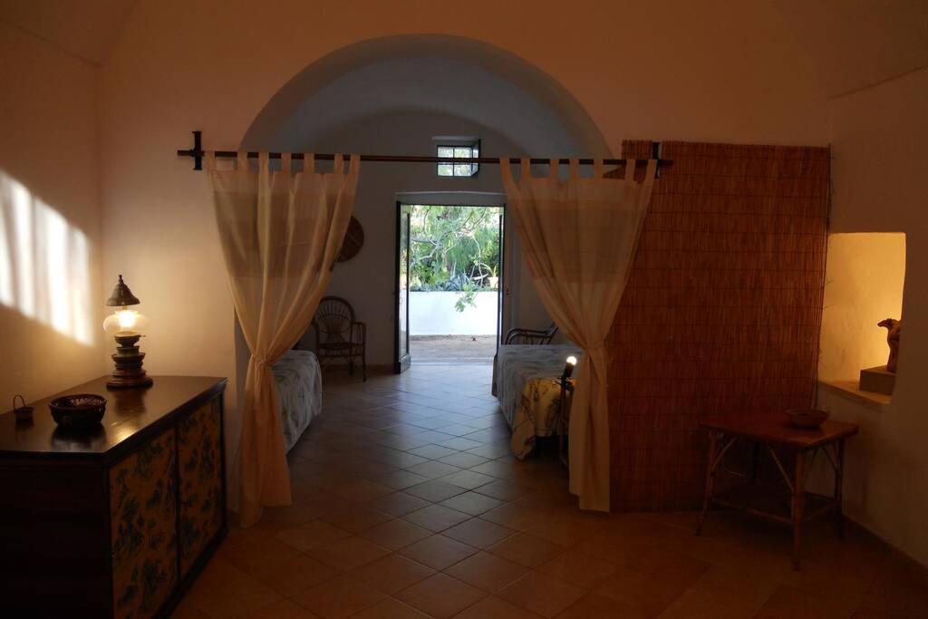 Casa Colonica Villa กัลลีโปลี ภายนอก รูปภาพ